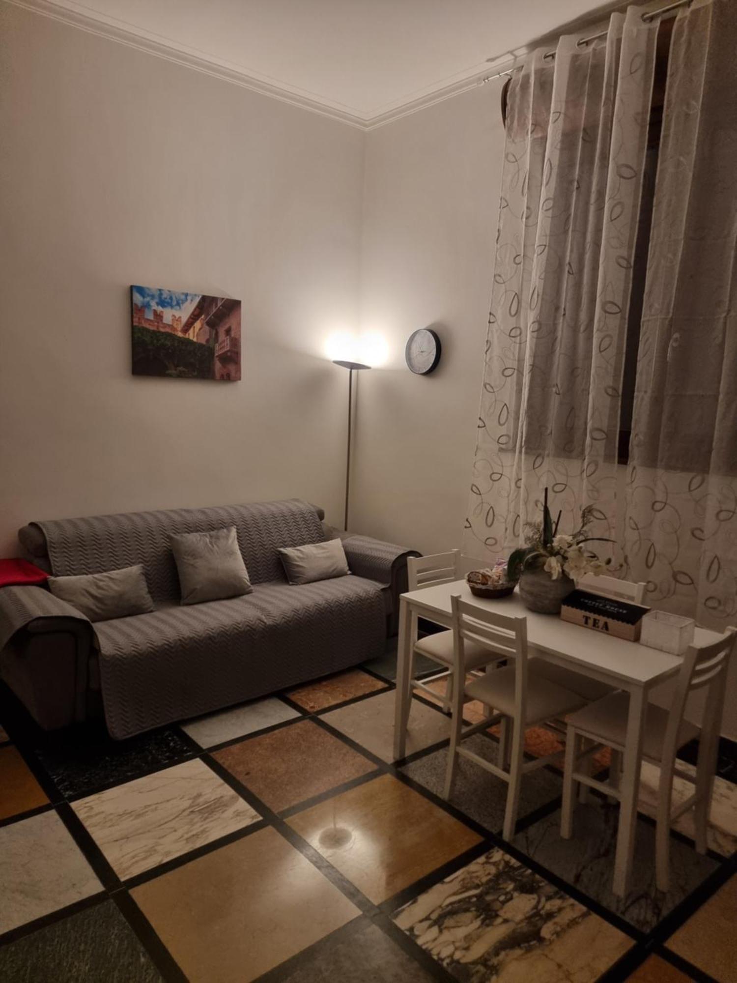 You & Me Garibaldi Home Verona Center 外观 照片