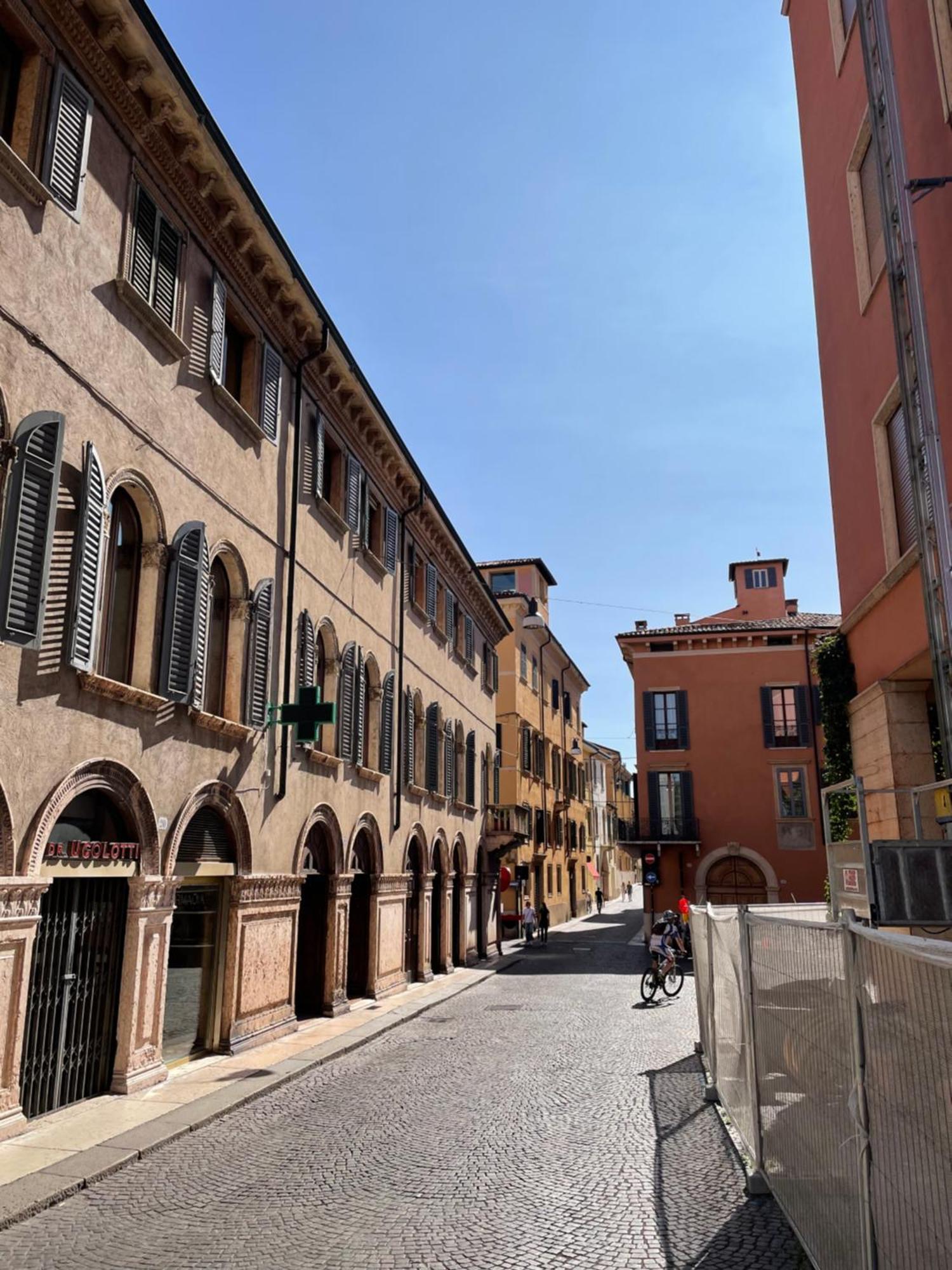 You & Me Garibaldi Home Verona Center 外观 照片
